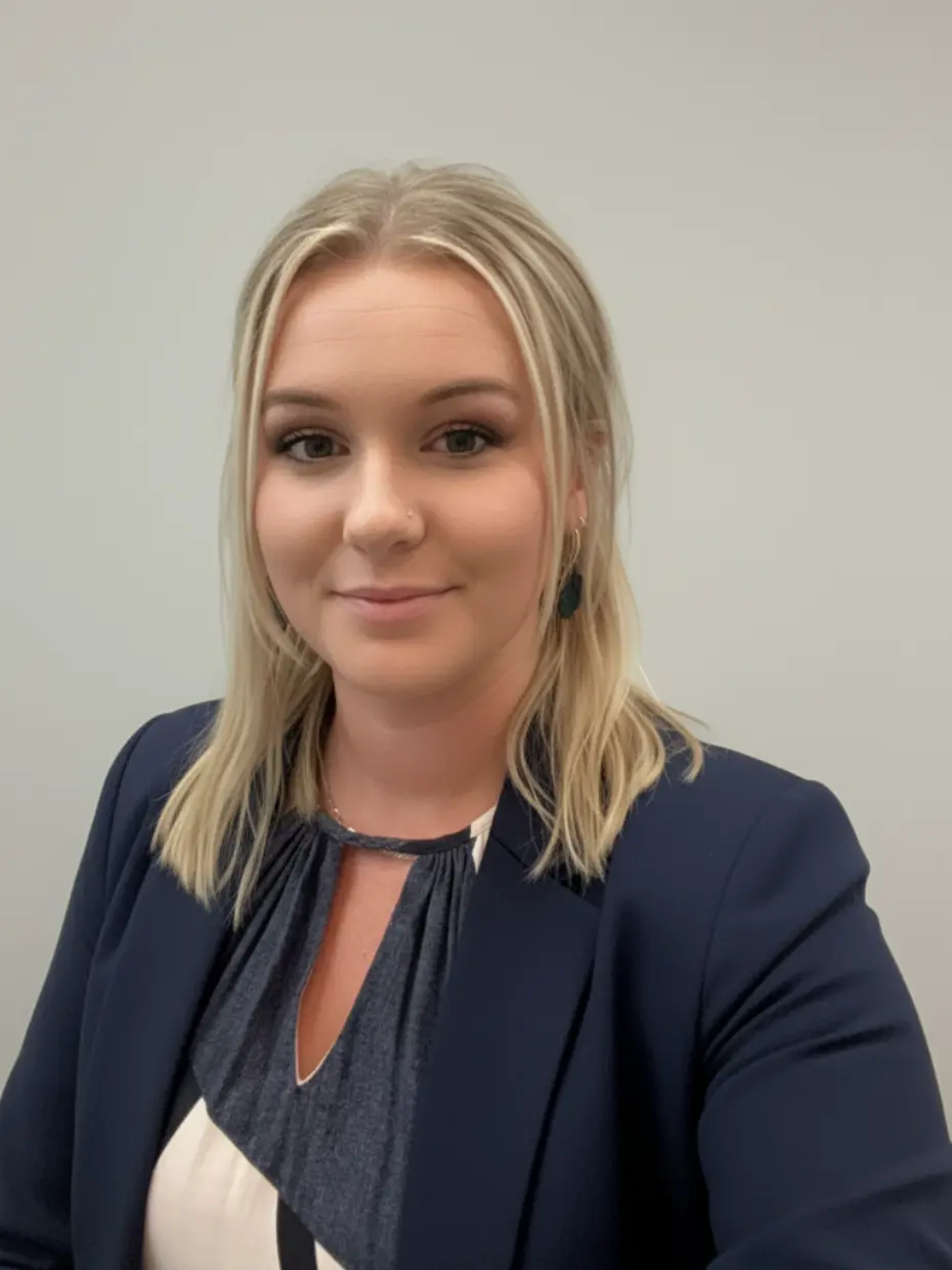 meet-cassie-gore meet cassie gore